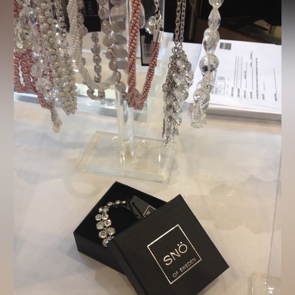 COPY - Mother’s Day super sale NWT jewelry set mom 3 pieces Scandinavian import… - Picture 13 of 16